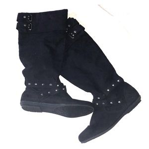 Never Worn Faux Suede Boot